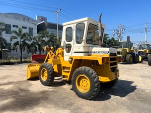 KOMATSU 505 นำเข้าจากญี่ปุ่น สภาพพร้อมใช้งาน สนใจโทร. 089-0050007 คุณชญานิน หรือ Add LINE ID @sangenjp www.sangenjp.com www.nmc99.com
