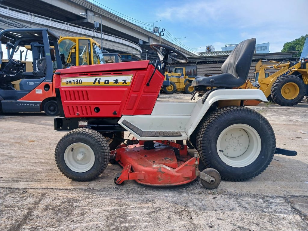 รถตัดหญ้า KUBOTA GM130 นำเข้าจากญี่ปุ่น สภาพพร้อมใช้งาน สนใจโทร. 089-0050007 คุณชญานิน หรือ Add LINE ID @sangenjp www.sangenjp.com www.nmc99.com