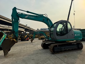 KOBELCO SK100 นำเข้าจากญี่ปุ่น สภาพพร้อมใช้งาน สนใจโทร. 089-0050007 คุณชญานิน หรือ Add LINE ID @sangenjp www.sangenjp.com www.nmc99.com