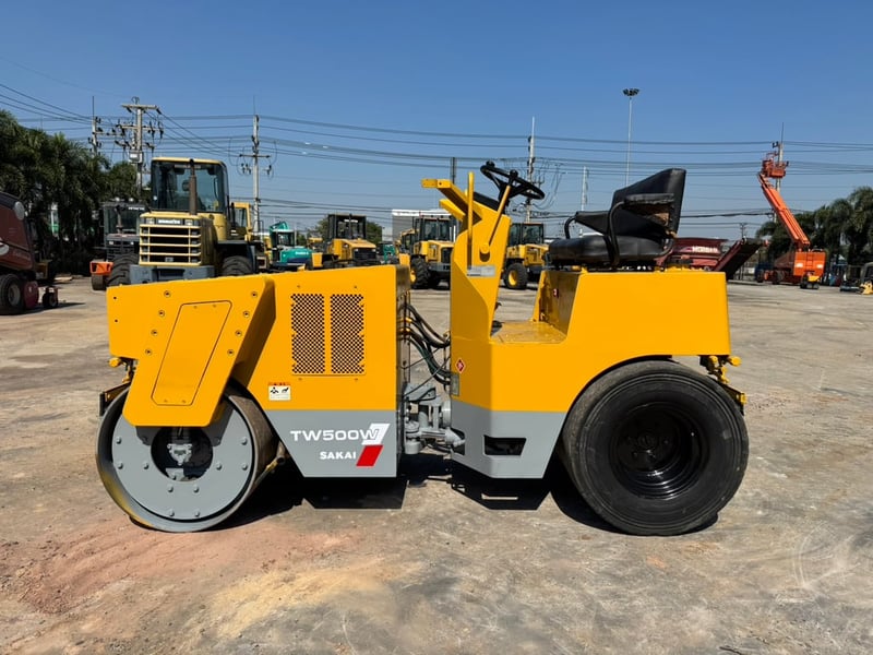 SAKAI TW500W นำเข้าจากญี่ปุ่น สภาพพร้อมใช้งาน สนใจโทร. 089-0050007 คุณชญานิน หรือ Add LINE ID @sangenjp www.sangenjp.com www.nmc99.com