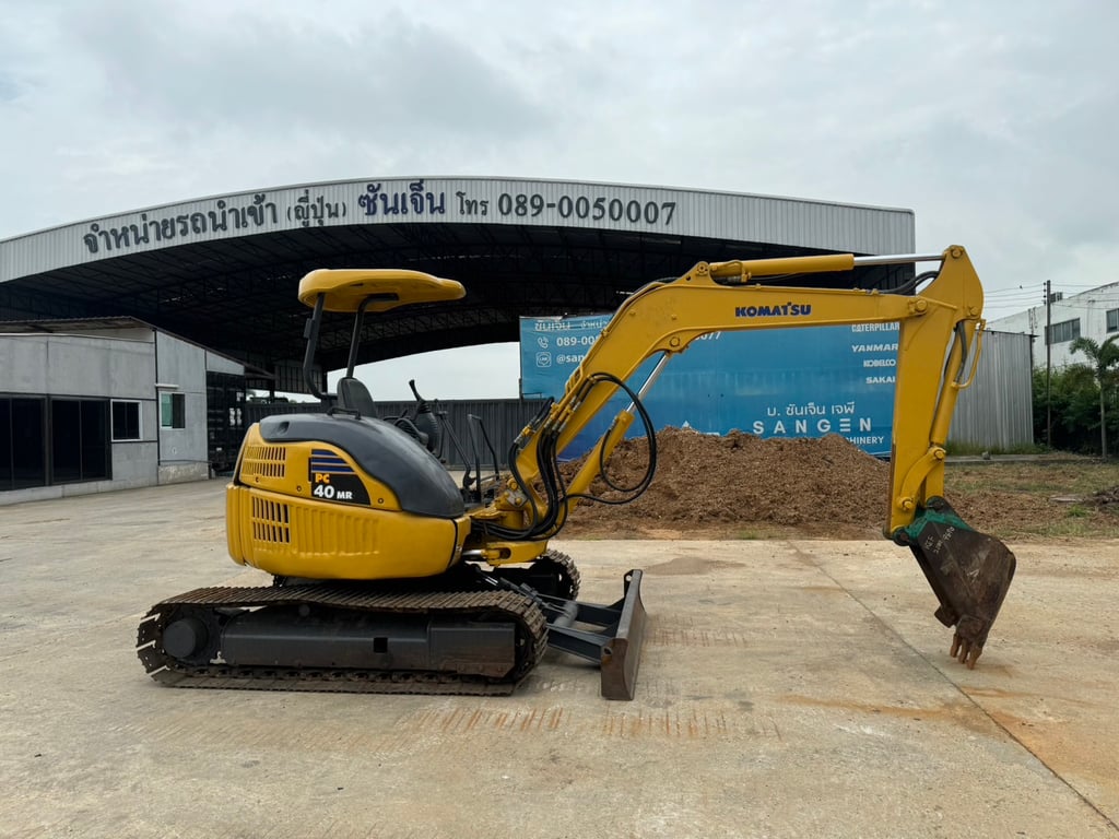 KOMATSU PC40MR-1 นำเข้าจากญี่ปุ่น สภาพพร้อมใช้งาน สนใจโทร. 089-0050007 คุณชญานิน หรือ Add LINE ID @sangenjp www.sangenjp.com www.nmc99.com