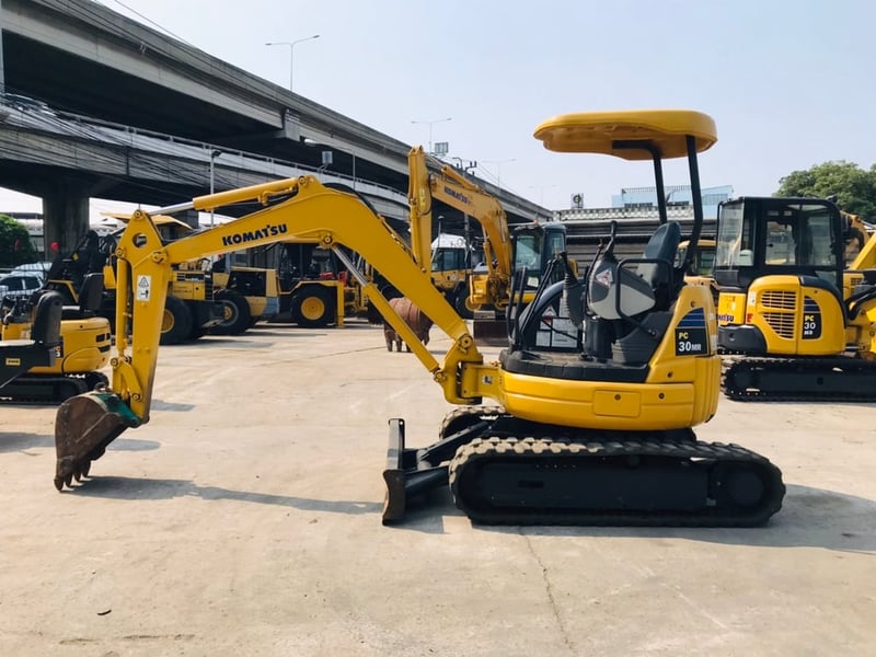 KOMATSU PC30MR-1 นำเข้าจากญี่ปุ่น สภาพพร้อมใช้งาน สนใจโทร. 089-0050007 คุณชญานิน หรือ Add LINE ID @sangenjp www.sangenjp.com www.nmc99.com