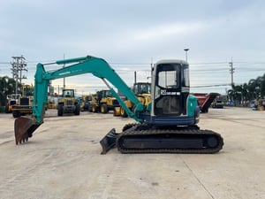 KOMATSU PC70FR-1 นำเข้าจากญี่ปุ่น สภาพพร้อมใช้งาน สนใจโทร. 089-0050007 คุณชญานิน หรือ Add LINE ID @sangenjp www.sangenjp.com www.nmc99.com