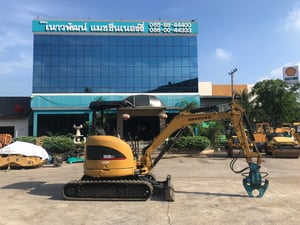 CAT 303CCR นำเข้าจากญี่ปุ่น สภาพพร้อมใช้งาน สนใจโทร. 089-0050007 คุณชญานิน หรือ Add LINE ID @sangenjp www.sangenjp.com www.nmc99.com CAT 303CCR นำเข้าจากญี่ปุ่น สภาพพร้อมใช้งาน สนใจโทร. 089-0050007 คุณชญานิน หรือ Add LINE ID @sangenjp www.sangenjp.com www.nmc99.com