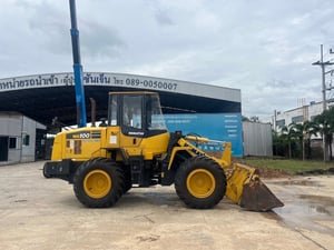 KOMATSU WA100-7 นำเข้าจากญี่ปุ่น สภาพพร้อมใช้งาน สนใจโทร. 089-0050007 คุณชญานิน หรือ Add LINE ID @sangenjp www.sangenjp.com www.nmc99.com