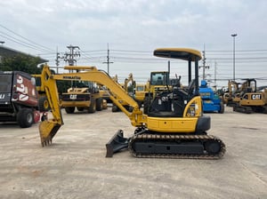KOMATSU PC35MR-2 นำเข้าจากญี่ปุ่น สภาพพร้อมใช้งาน สนใจโทร. 089-0050007 คุณชญานิน หรือ Add LINE ID @sangenjp www.sangenjp.com www.nmc99.com