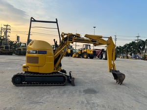 KOMATSU PC08UU-1F นำเข้าจากญี่ปุ่น สภาพพร้อมใช้งาน สนใจโทร. 089-0050007 คุณชญานิน หรือ Add LINE ID @sangenjp www.sangenjp.com www.nmc99.com