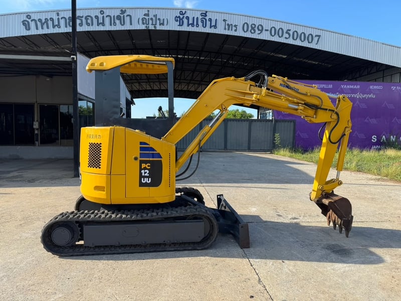 KOMATSU PC12UU-1 นำเข้าจากญี่ปุ่น สภาพพร้อมใช้งาน สนใจโทร. 089-0050007 คุณชญานิน หรือ Add LINE ID @sangenjp www.sangenjp.com www.nmc99.com