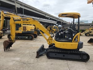 KOMATSU PC35MR-2 นำเข้าจากญี่ปุ่น สภาพพร้อมใช้งาน สนใจโทร. 089-0050007 คุณชญานิน หรือ Add LINE ID @sangenjp www.sangenjp.com www.nmc99.com