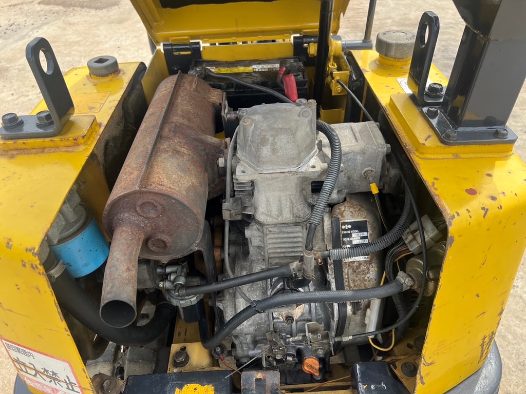KOMATSU PC03-1 นำเข้าจากญี่ปุ่น สภาพพร้อมใช้งาน สนใจโทร. 089-0050007 คุณชญานิน หรือ Add LINE ID @sangenjp www.sangenjp.com www.nmc99.com