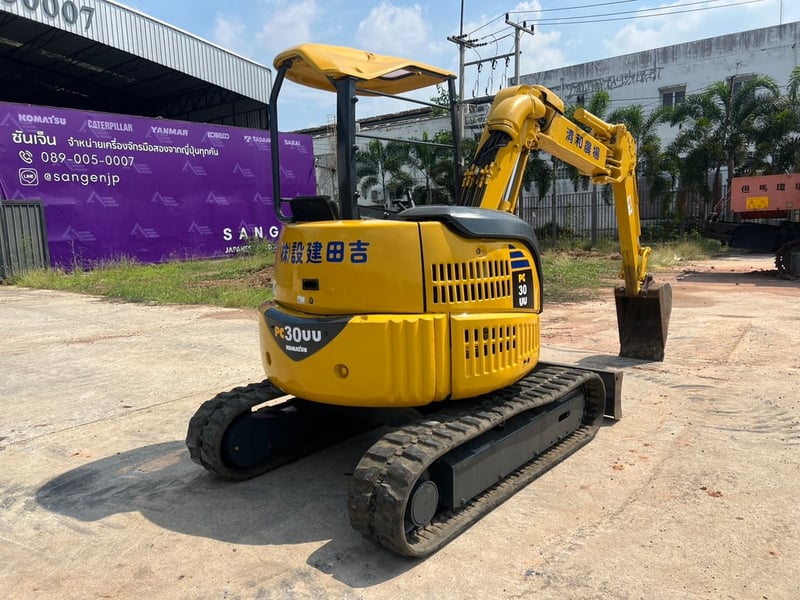 KOMATSU PC30UU-3 นำเข้าจากญี่ปุ่น สภาพพร้อมใช้งาน สนใจโทร. 089-0050007 คุณชญานิน หรือ Add LINE ID @sangenjp www.sangenjp.com www.nmc99.com