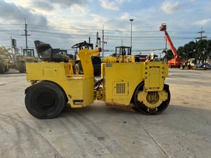 SAKAI TW41 นำเข้าจากญี่ปุ่น สภาพพร้อมใช้งาน สนใจโทร. 089-0050007 คุณชญานิน หรือ Add LINE ID @sangenjp www.sangenjp.com www.nmc99.com