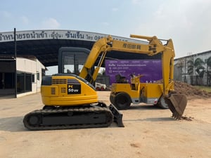 KOMATSU PC50UU-2 นำเข้าจากญี่ปุ่น สภาพพร้อมใช้งาน สนใจโทร. 089-0050007 คุณชญานิน หรือ Add LINE ID @sangenjp www.sangenjp.com www.nmc99.com