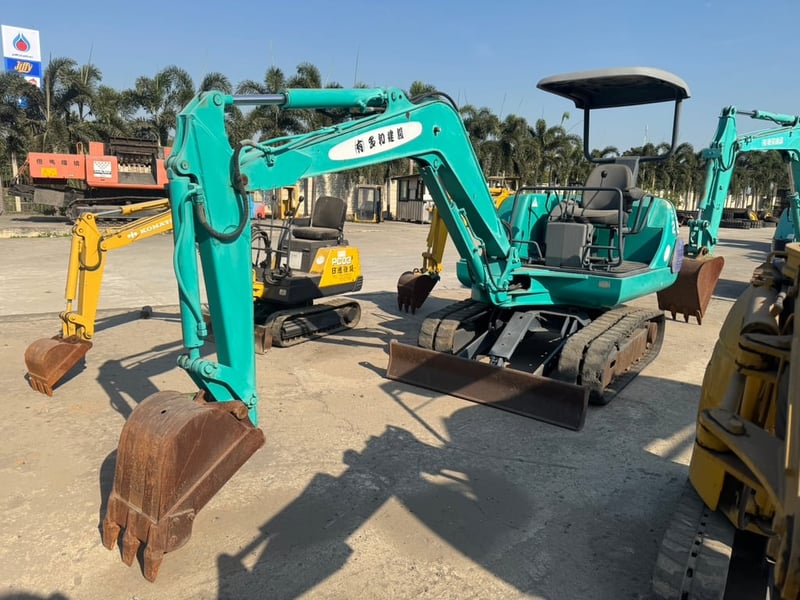 KOMATSU PC25-1 นำเข้าจากญี่ปุ่น สภาพพร้อมใช้งาน สนใจโทร. 089-0050007 คุณชญานิน หรือ Add LINE ID @sangenjp www.sangenjp.com www.nmc99.com