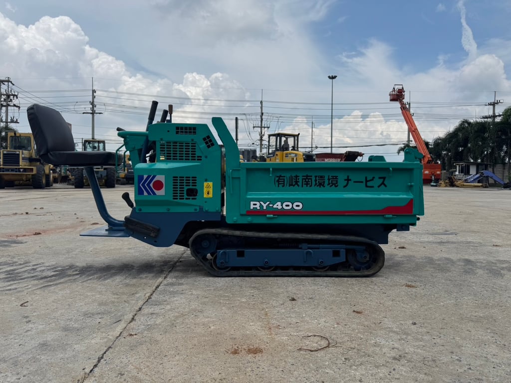  KUBOTA RY-400 นำเข้าจากญี่ปุ่น สภาพพร้อมใช้งาน สนใจโทร. 089-0050007 คุณชญานิน หรือ Add LINE ID @sangenjp www.sangenjp.com www.nmc99.com