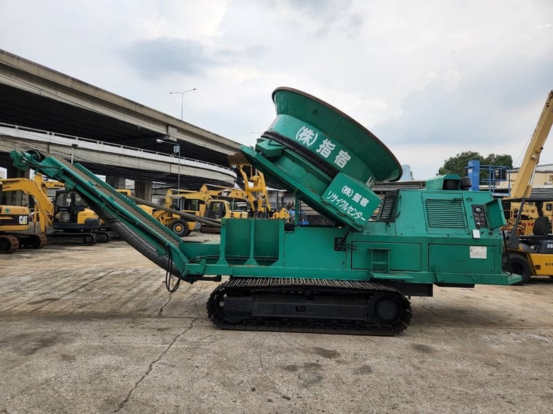 รถบดไม้ MORBARK นำเข้าจากญี่ปุ่น สภาพพร้อมใช้งาน สนใจโทร. 089-0050007 คุณชญานิน หรือ Add LINE ID @sangenjp www.sangenjp.com www.nmc99.com