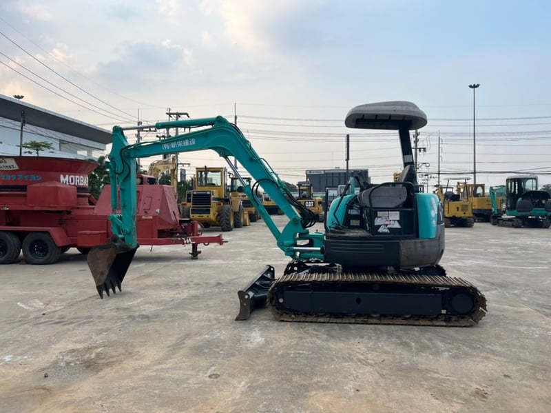 KOBELCO SK40SR นำเข้าจากญี่ปุ่น สภาพพร้อมใช้งาน สนใจโทร. 089-0050007 คุณชญานิน หรือ Add LINE ID @sangenjp www.sangenjp.com www.nmc99.com