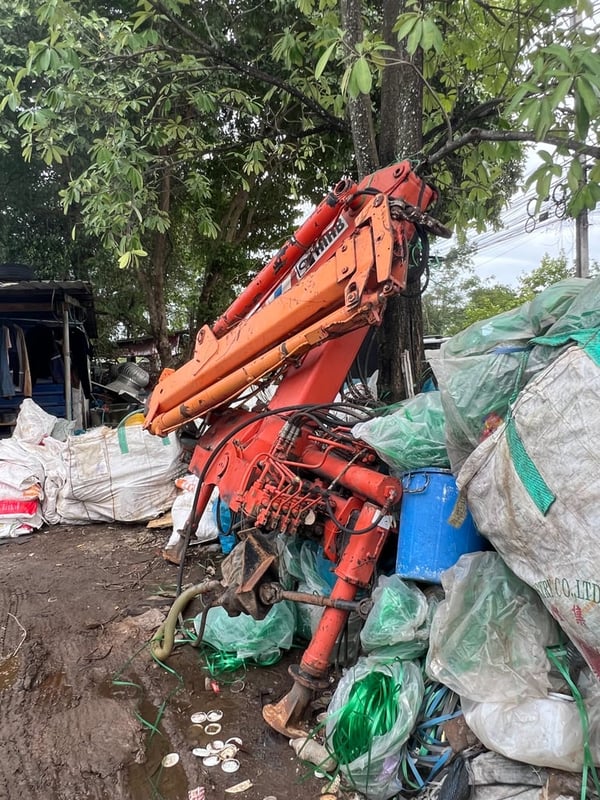 เฮี๊ยบ 4 ตัน