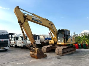 ​🚜 รถแบคโฮ KOMATSU PC200-7 (มีเล่มทะเบียน!) 