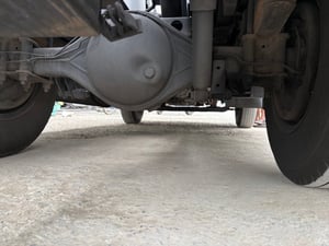 หกล้อรถยกอีซูซุNMR130ปี64ไมล์น้อยสภาพดี รถใช้ในสนามบิน