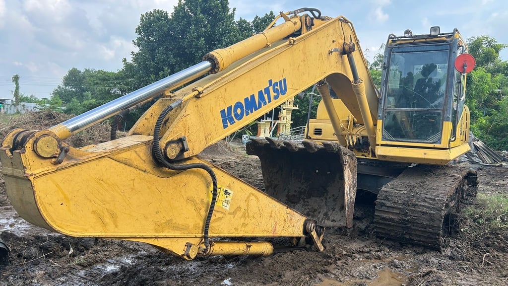 @____รถแบคโฮ KOMATSU PC160 LC-8 (มีเล่มทะเบียน!) @____รถแบคโฮ KOMATSU PC160 LC-8 (มีเล่มทะเบียน!)