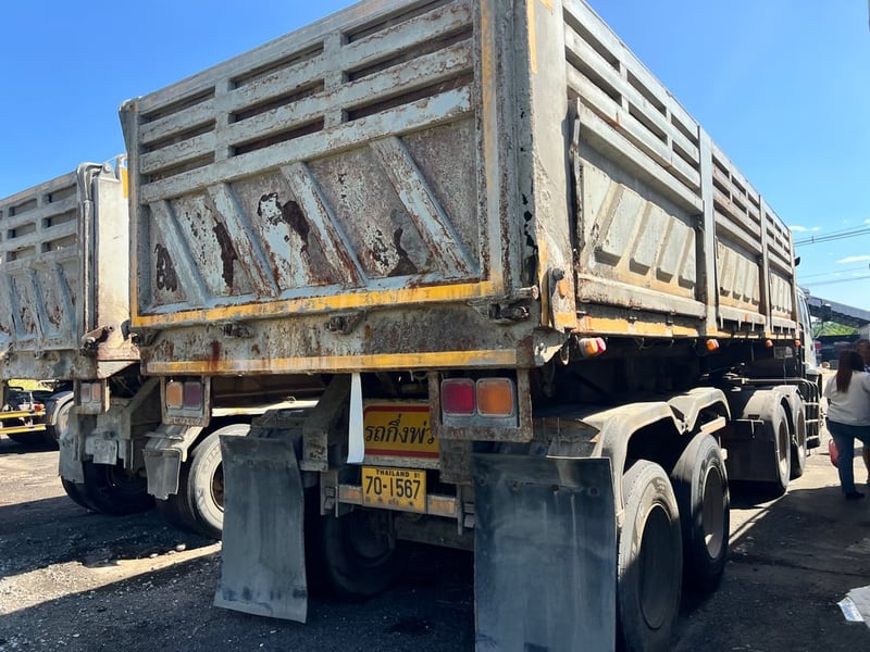 หางลากเซมิดั้มสามมิตรยาว8เมตรปี48