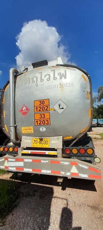ขายหางแทงค์น้ำมัน 3 เพลา ปี 51 ความจุ 50,000 ลิตร
