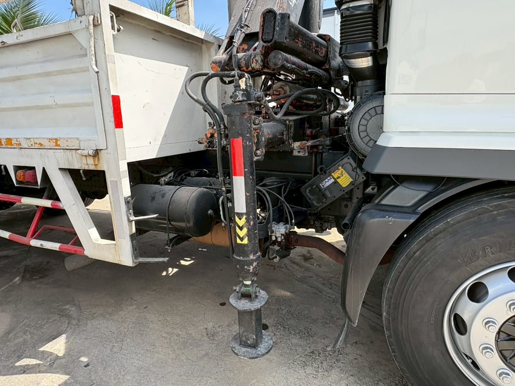 6ล้อเครนพับ 3 ตัน HINO VICTOR 240 แรง ปี62 6ล้อเครนพับ 3 ตัน HINO VICTOR 240 แรง ปี62