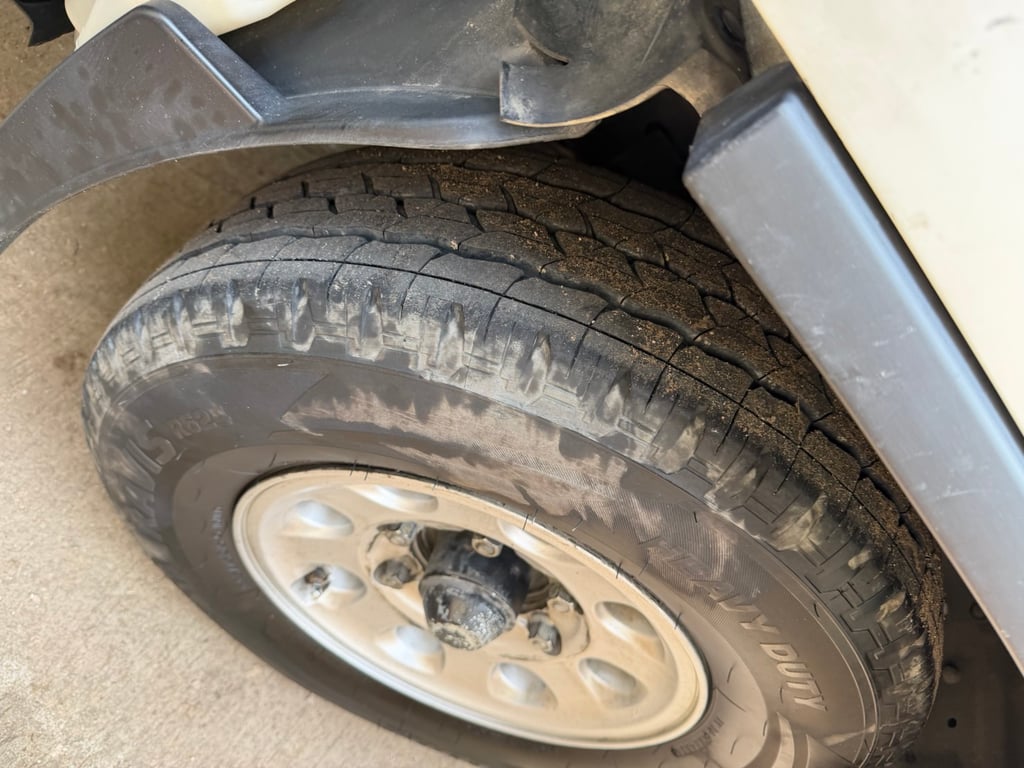 4ล้อไม่ติดเวลาNLR130ปี65ไมล์น้อยตู้แห้ง