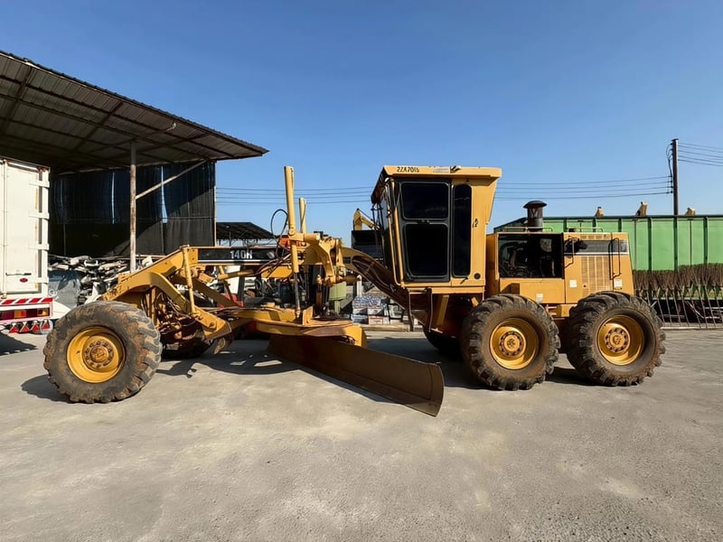 รถเกรดเดอร์ ยอดนิยม CAT 140H รหัส 2KZ อึด ถึก ทน มีเล่มทะเบียน