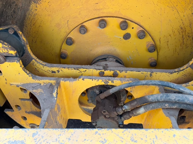 รถบดสั่นสะเทือน2เปลือก2เพลาวอลโว่สภาพดีเอกสารเล่มทะเบียน