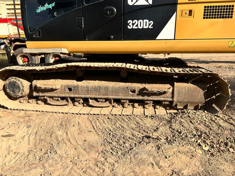 🚜 รถแบคโฮ CAT 320D (มีเล่มทะเบียน!)