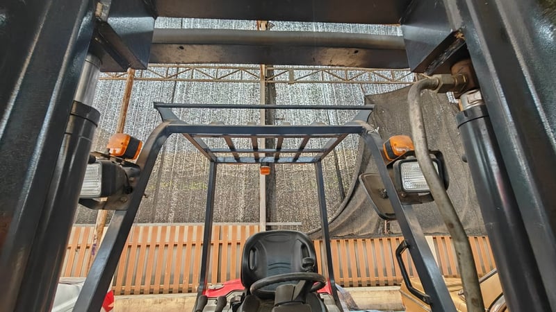 🏭💪 ขายรถโฟล์คลิฟท์ UN Forklift 2.5 ตัน เสาสูง 3 เมตร 🏭💪 ขายรถโฟล์คลิฟท์ UN Forklift 2.5 ตัน เสาสูง 3 เมตร