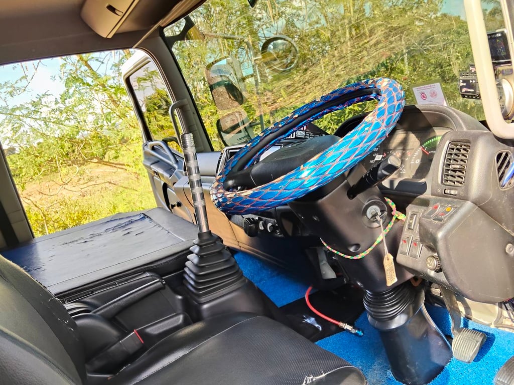 HINO FC 175แรงม้า รถบรรทุก 6ล้อ กระบะคอกสูง ปี2016 เลขไมล์น้อยกว่า 500,000 กม.