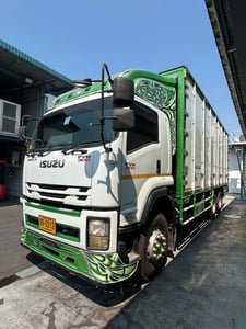 10 ล้อตู้ 10 บานอีซูซุ 240 ปีหกหนึ่งสภาพพร้อมใช้งานรถตู้10บาน 10 ล้อตู้ 10 บานอีซูซุ 240 ปีหกหนึ่งสภาพพร้อมใช้งานรถตู้10บาน