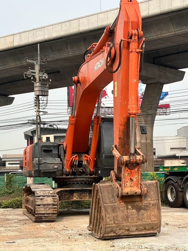 รถแบ็คโฮ HITACHI ZX350H ปี65 มีเอกสารเล่มทะเบียน รถแบ็คโฮ HITACHI ZX350H ปี65 มีเอกสารเล่มทะเบียน