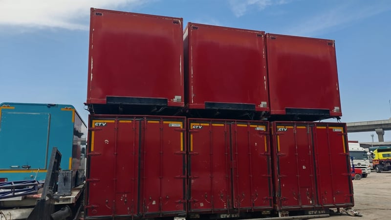 แห้ง 2 บาน ช.ทวี แข็งแรงทนทาน มีให้เลือกหลายใบ พร้อมใช้งานทันที! แห้ง 2 บาน ช.ทวี แข็งแรงทนทาน มีให้เลือกหลายใบ พร้อมใช้งานทันที!