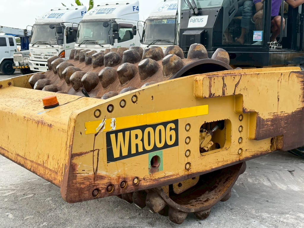 🚧 รถบดสั่นสะเทือน CAT CP76 ปี 2011 (NEW!) 🚧 รถบดสั่นสะเทือน CAT CP76 ปี 2011 (NEW!)