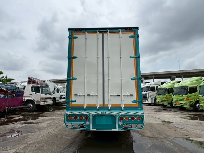 10 ล้อวิคเตอร์ตู้ 10 บาน ปีหกศูนย์ตู้ใหม่ยางใหม่ลดสภาพใหม่