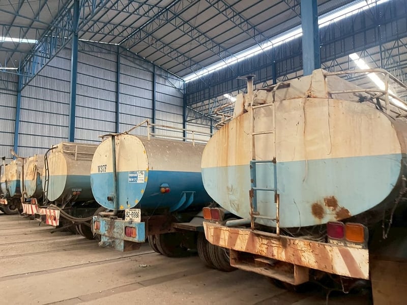 รถสเแย์น้ำไอ้หลงฟูโซ่2เพลาTC รถสเแย์น้ำไอ้หลงฟูโซ่2เพลาTC