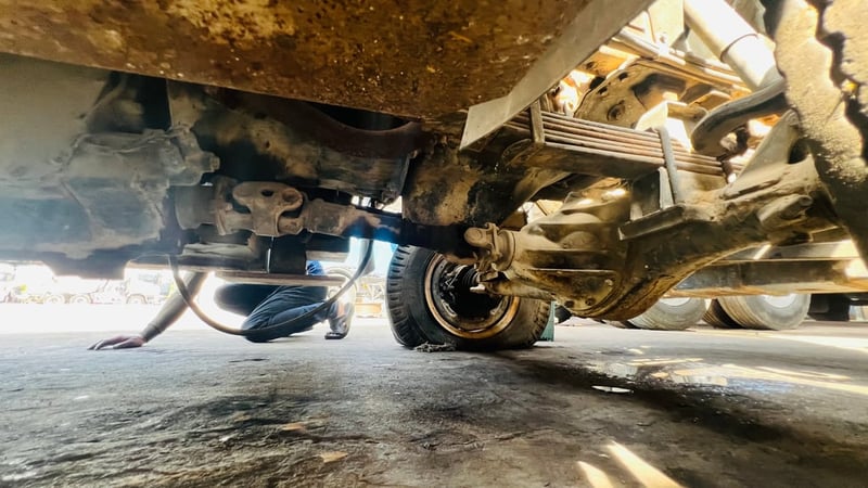 รถสว่านเจาะเสาไฟฟ้า ยี่ห้ออาชิ ขับเคลื่อน4ล้อ