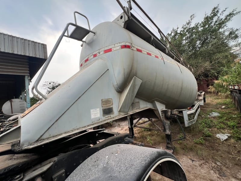 หางลากผงปูนทรงกล้้วยหอมตามสภาพ