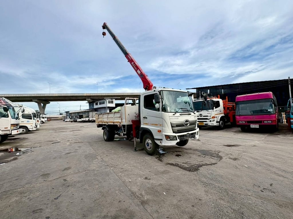 หกล้อดั้มพ์ ติดเครน HINO FC9J 155 แรง ปี63 หกล้อดั้มพ์ ติดเครน HINO FC9J 155 แรง ปี63