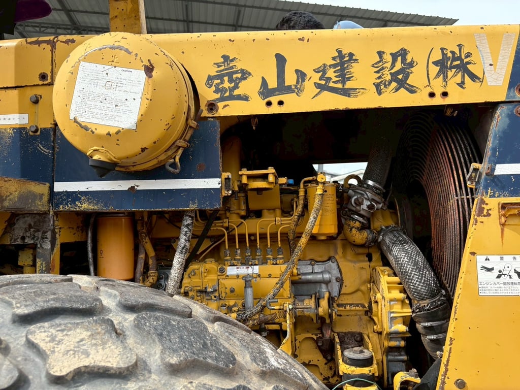 รถบดสั่นสะเทือน KOMATSU JV100WA-1 ปี59 เล่มทะเบียน รถบดสั่นสะเทือน KOMATSU JV100WA-1 ปี59 เล่มทะเบียน