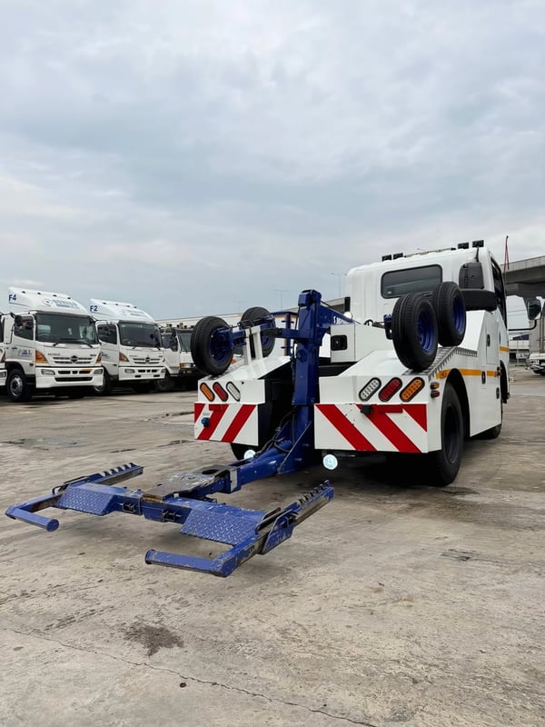 🚨 รถยก 6 ล้อ ISUZU NMR 130 แรง ปี 64 (สภาพใหม่) 🚨 รถยก 6 ล้อ ISUZU NMR 130 แรง ปี 64 (สภาพใหม่)