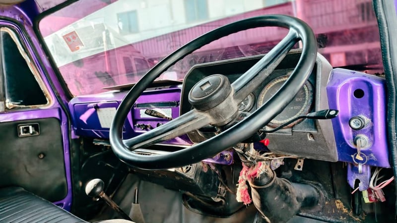 หกล้อหัวยาวรถน้ำเครื่อง 160 แรงม้า ระบบเบรกกิฟฟี่พร้อมระบบสเปรย์น้ำ ระบบเบรกกิฟฟี่พร้อมระบบสเปรย์น้ำ