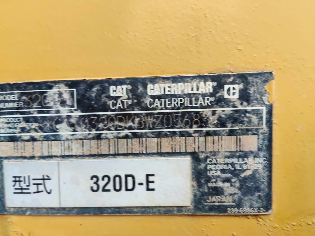 แมคโคร320D-Eพร้อมใช้ชม.ทำงานน้อยเอกสารพร้อม