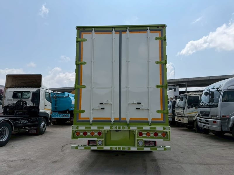 10ล้อฮีโน่วิคเตอร์ตู้10บานตู้ต่อใหม่ยางใหม่