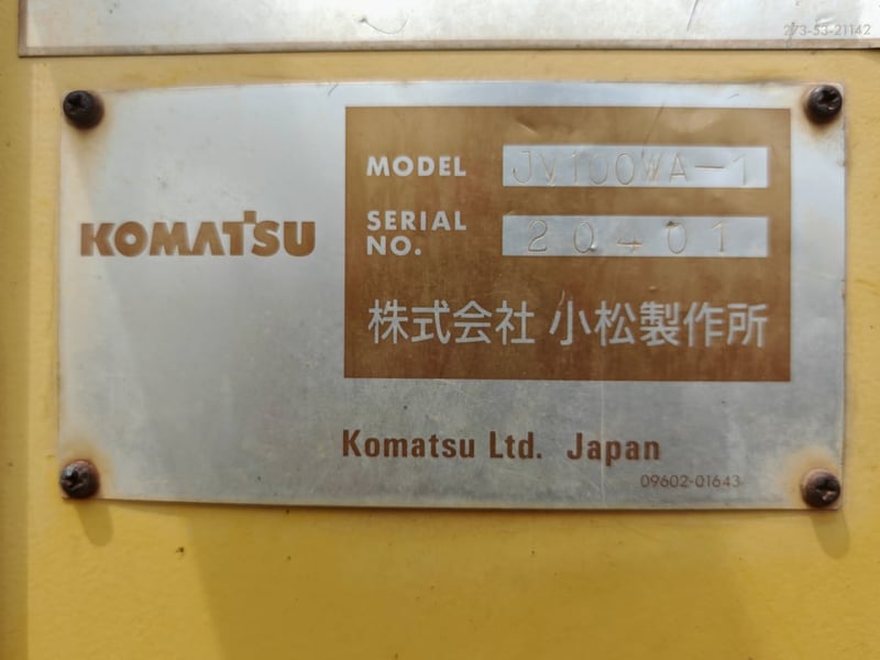 รถบดสั่นสะเทือน KOMATSU JV100WA-1 ปี59 เล่มทะเบียน รถบดสั่นสะเทือน KOMATSU JV100WA-1 ปี59 เล่มทะเบียน