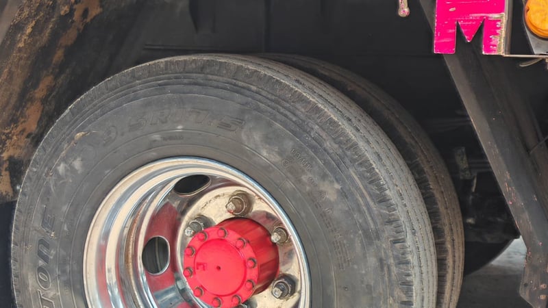 หกล้อเครน ISUZU FRR 210 ปี 60 สภาพสวย พร้อมใช้งานทันที! 🚛💨